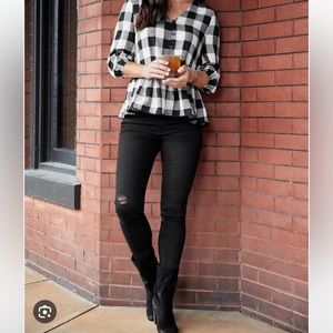 Matilda Jane Hood Hart somerset skinny black jean in size 6